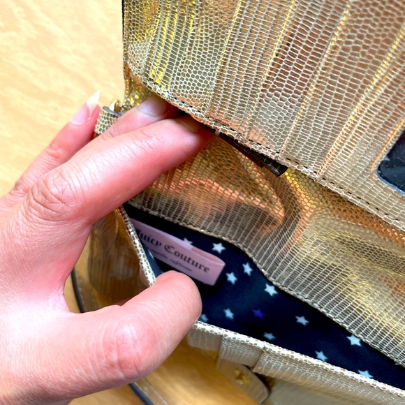 JUICY COUTURE Gold Quilted Clutch - Picture 7 of 8
